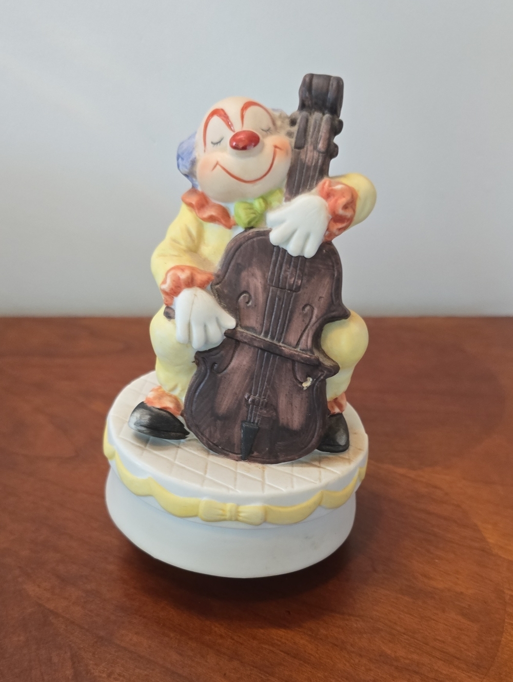 Vintage 1978 Jasco Bisque Porcelain Clown Music Box